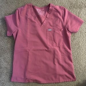 Figs size medium Catarina top in Quartz; breast cancer edition